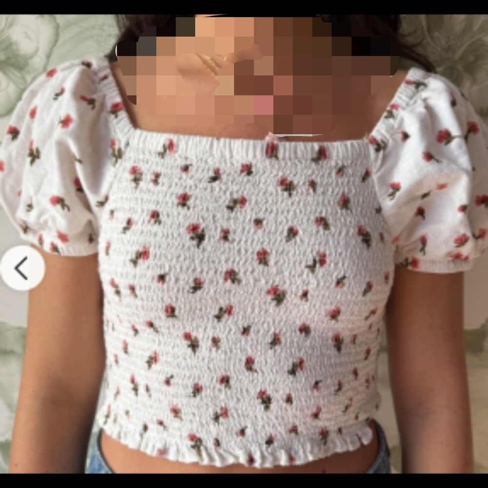Floral Smocked Puff Sleeve Top